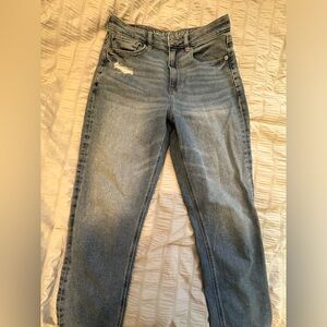 American Eagle Mom Jeans